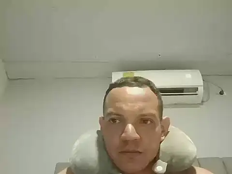 kikexl online show from 08-10-26, 04:49