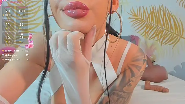 PinkyisHere online show from 02-21-25, 12:50