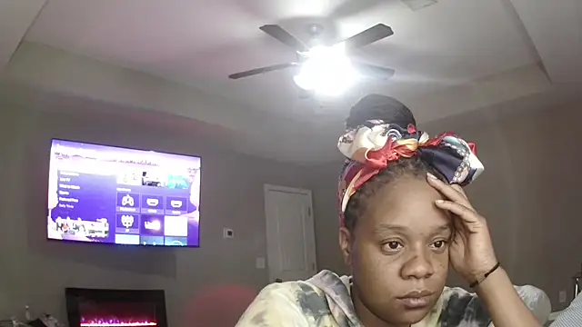 Snapshot of Beautifulkash chatting on 04-14-26, 04:29 Beautifulkash online show from 04-14-26, 04:29