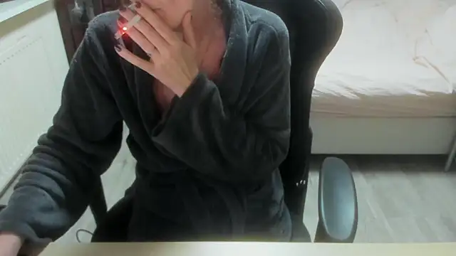 minoesje37 online show from 03-19-26, 08:46