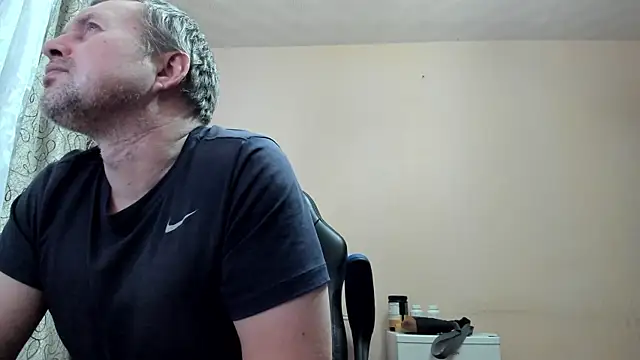 Snapshot of SanFrantsisko chatting on 02-04-26, 09:31 SanFrantsisko online show from 02-04-26, 09:31