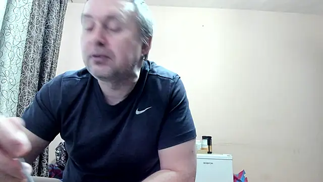 Snapshot of SanFrantsisko chatting on 02-12-26, 01:39 SanFrantsisko online show from 02-12-26, 01:39