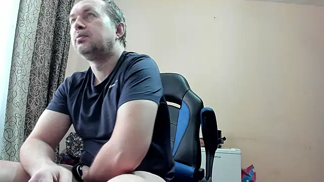 Snapshot of SanFrantsisko chatting on 02-15-26, 09:52 SanFrantsisko online show from 02-15-26, 09:52