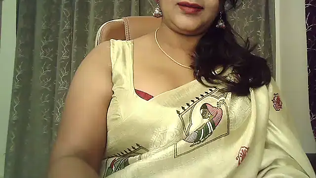 Snapshot of Spandana_Sweety chatting on 07-04-26, 09:48 Spandana Sweety online show from 07-04-26, 09:48