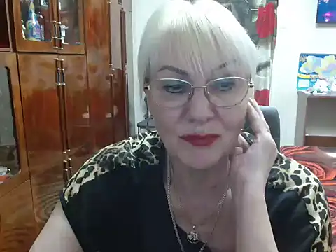 Snapshot of JenaCheim chatting on 03-04-25, 08:05 JenaCheim online show from 03-04-25, 08:05