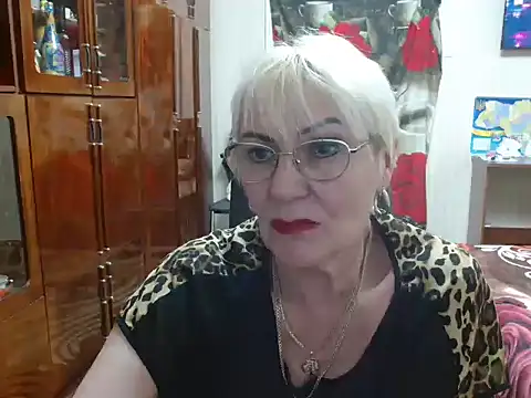 Snapshot of JenaCheim chatting on 03-07-25, 08:33 JenaCheim online show from 03-07-25, 08:33