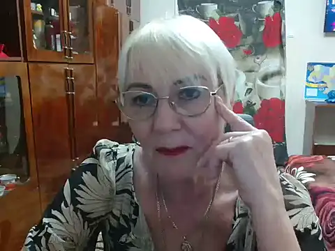 Snapshot of JenaCheim chatting on 03-10-25, 08:12 JenaCheim online show from 03-10-25, 08:12