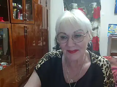Snapshot of JenaCheim chatting on 03-12-25, 08:20 JenaCheim online show from 03-12-25, 08:20