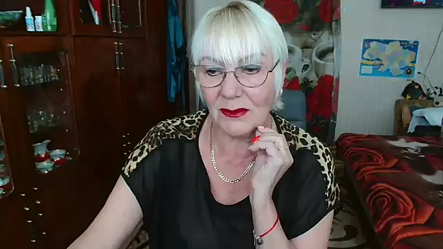Snapshot of JenaCheim chatting on 07-08-26, 05:56 JenaCheim online show from 07-08-26, 05:56