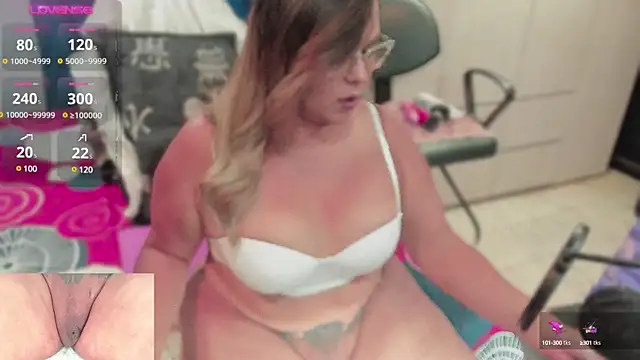 khloeHermaprodit3 online show from 02-27-25, 10:09