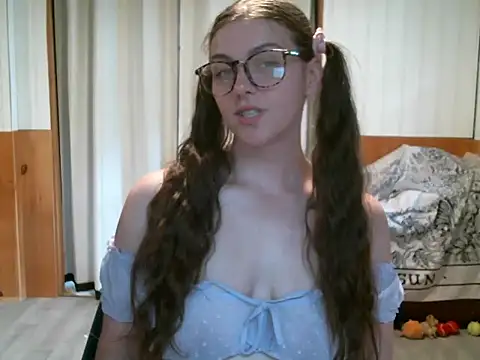 katie kitten38 online show from 06-18-26, 04:55