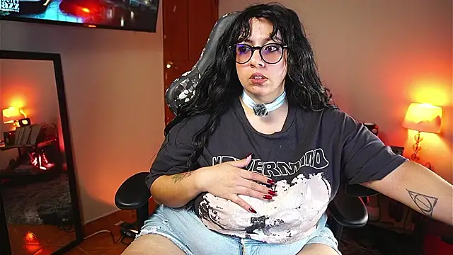 coraline latin online show from 02-05-26, 01:43