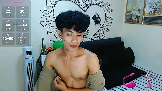 WildestTwink online show from 11-17-25, 10:48