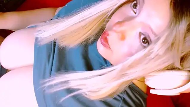 Honey Lucy1 online show from 04-20-26, 01:30