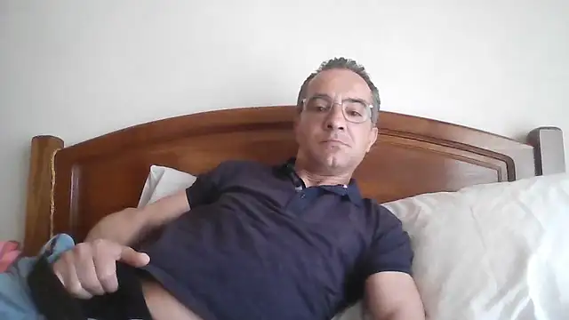 Snapshot of CarlosRocha73 chatting on 04-21-26, 10:54 CarlosRocha73 online show from 04-21-26, 10:54