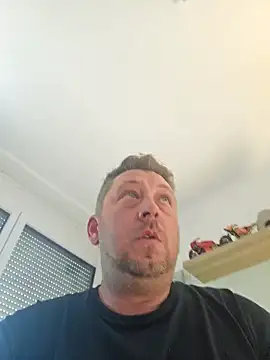 ktmtom247 online show from 09-11-25, 01:22