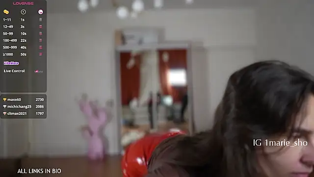 LAUREL HAZEL online show from 02-09-26, 06:12