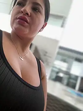 Snapshot of Carolina_Novoa chatting on 02-04-26, 04:46 Carolina Novoa online show from 02-04-26, 04:46