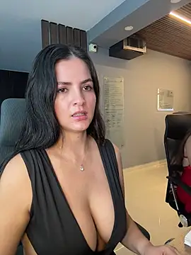 Snapshot of Carolina_Novoa chatting on 07-25-26, 10:40 Carolina Novoa online show from 07-25-26, 10:40