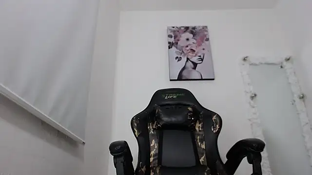 ReyleDoll online show from 01-11-25, 11:13