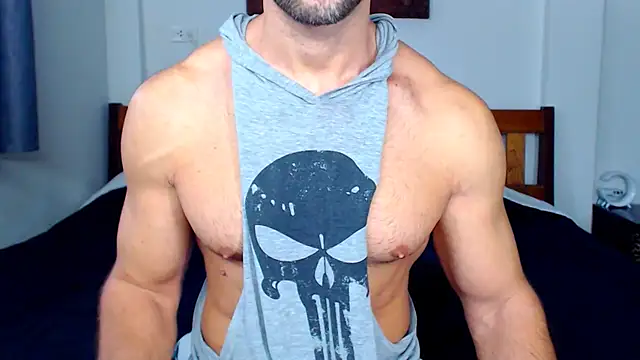 Snapshot of RONNIE_X chatting on 11-28-25, 06:16 RONNIE X online show from 11-28-25, 06:16