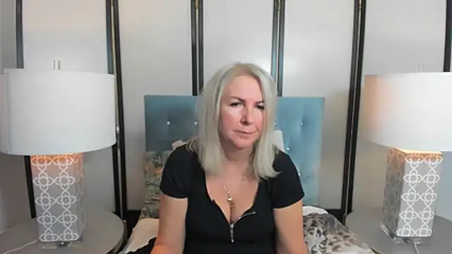 EricaTop online show from 11-23-25, 08:25