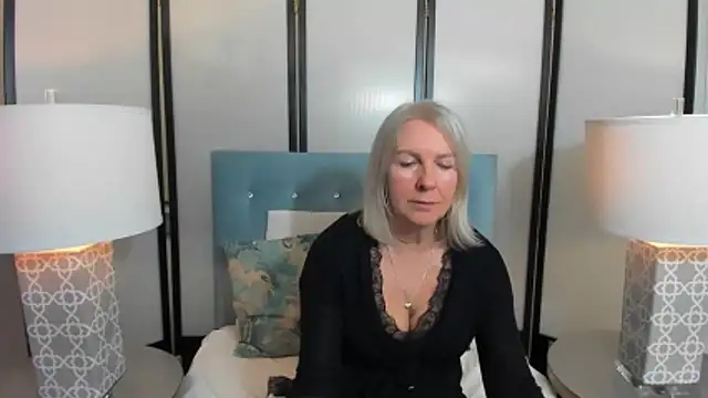 EricaTop online show from 04-01-26, 07:00