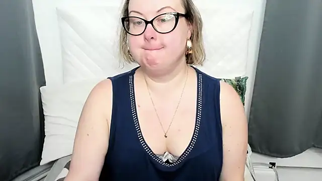 dirtyBonnie online show from 02-27-26, 04:45