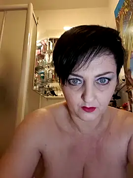 lucillabollente online show from 02-22-25, 05:12