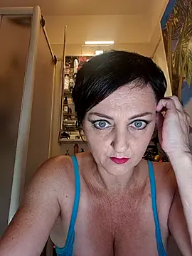 Snapshot of lucillabollente chatting on 06-06-26, 04:06 lucillabollente online show from 06-06-26, 04:06