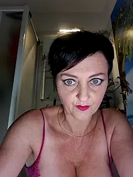 Snapshot of lucillabollente chatting on 06-28-26, 04:07 lucillabollente online show from 06-28-26, 04:07