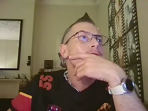 Snapshot of Dv8rBoy666 chatting on 07-19-26, 08:01 Dv8rBoy666 online show from 07-19-26, 08:01