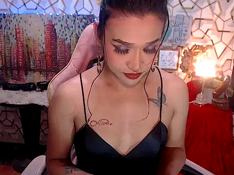 Snapshot of AsianMariaTs chatting on 04-30-26, 02:12 AsianMariaTs online show from 04-30-26, 02:12