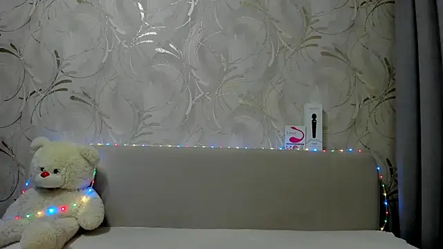 Malika Lisan online show from 03-17-25, 01:46