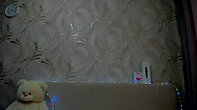 Malika Lisan online show from 03-21-25, 04:49