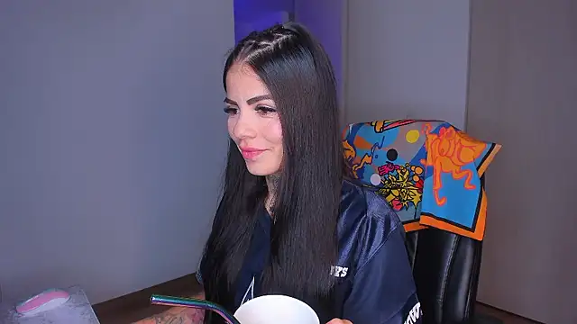 Snapshot of Lisegg_ chatting on 01-08-26, 11:45 Lisegg online show from 01-08-26, 11:45