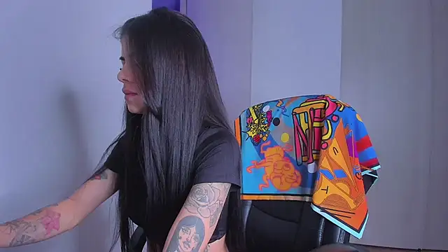 Snapshot of Lisegg_ chatting on 02-19-26, 10:11 Lisegg online show from 02-19-26, 10:11