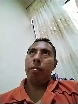 desnudo Sexoxo online show from 12-04-25, 10:18