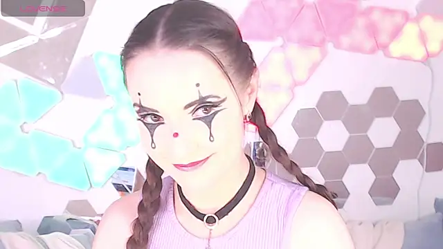 LexiKiss online show from 01-10-25, 11:00