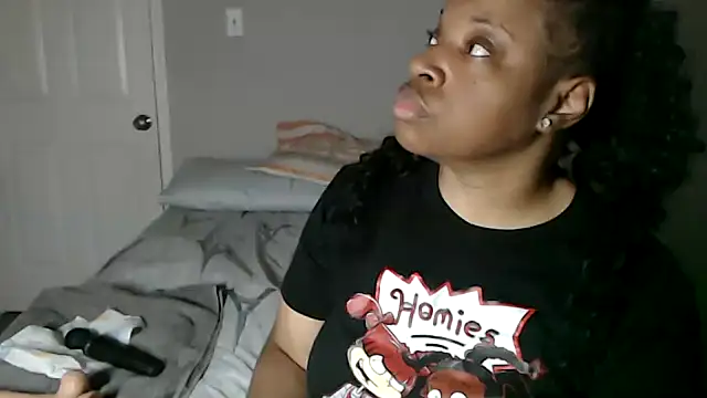 Sexymona1218 online show from 10-28-25, 08:29