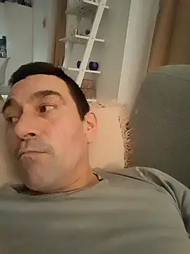 dick81 online show from 02-06-26, 11:52