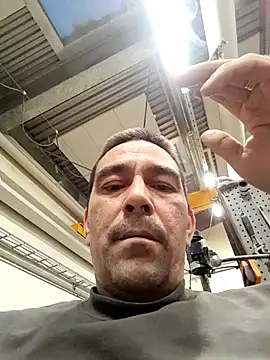 dick81 online show from 02-08-26, 11:35