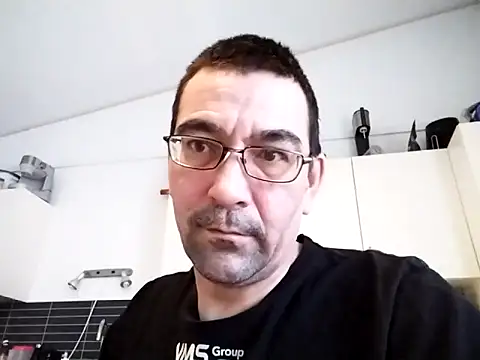 dick81 online show from 03-22-26, 09:56