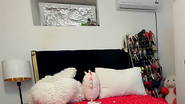 Snapshot of juliahayessxx chatting on 07-10-26, 07:49 juliahayessxx online show from 07-10-26, 07:49