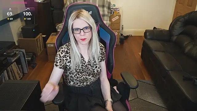 KelseyCobalt online show from 12-13-25, 09:53