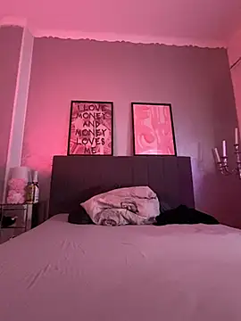  MelinaCurves  online show from 02-24-25, 10:36