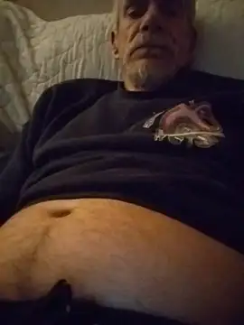 Snapshot of Biknight chatting on 11-26-25, 05:41 Biknight online show from 11-26-25, 05:41