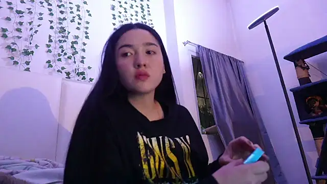 Snapshot of megaaann chatting on 12-17-25, 06:30 megaaann online show from 12-17-25, 06:30