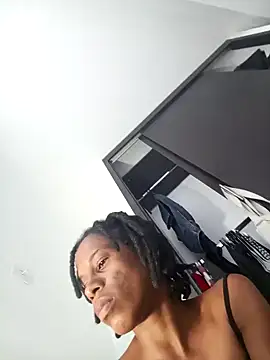 Snapshot of africa_deluxe chatting on 01-11-25, 07:59 africa deluxe online show from 01-11-25, 07:59