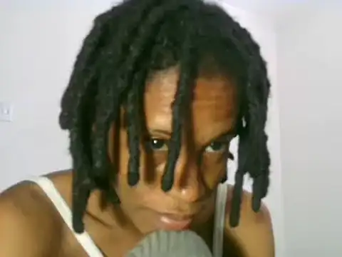 Snapshot of africa_deluxe chatting on 01-16-25, 05:55 africa deluxe online show from 01-16-25, 05:55